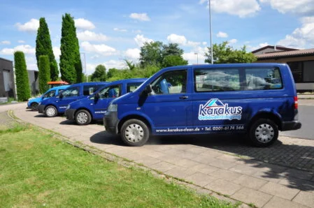 Blitzsaubere Fassaden sorgen für eine schöne Optik und klare Sicht.